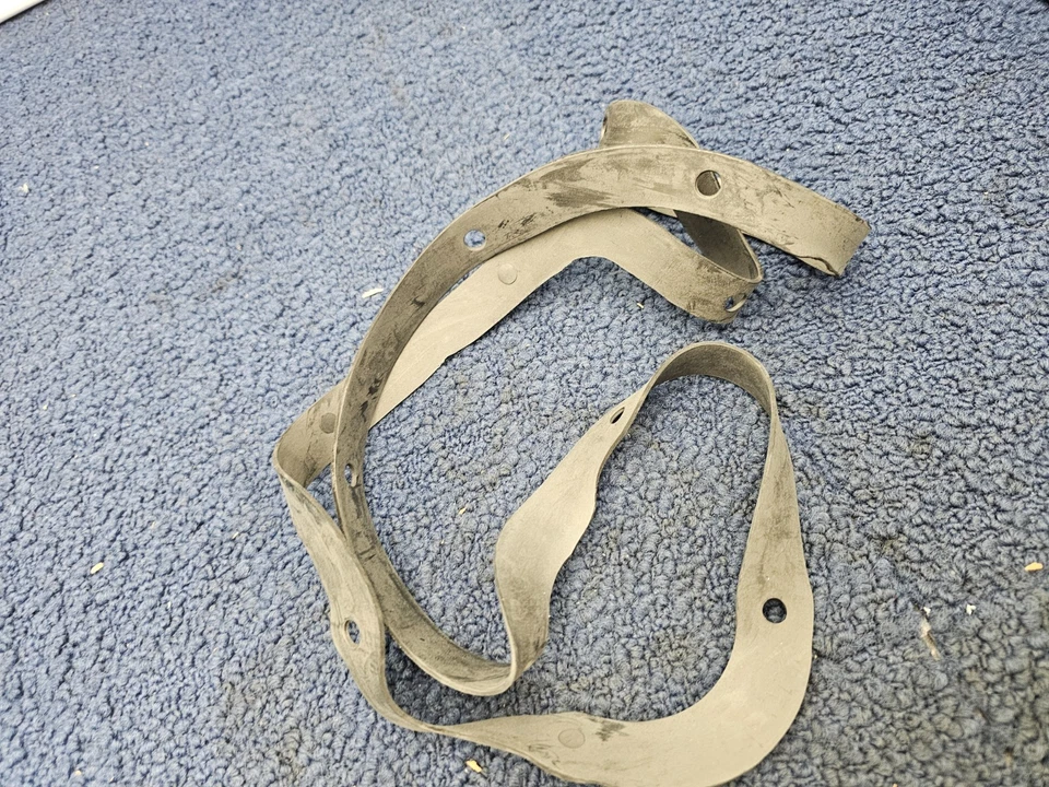 For 1992 Chevrolet C1500 Suburban Service Transmission Filter Assembly 85881 - Image 4 of 4