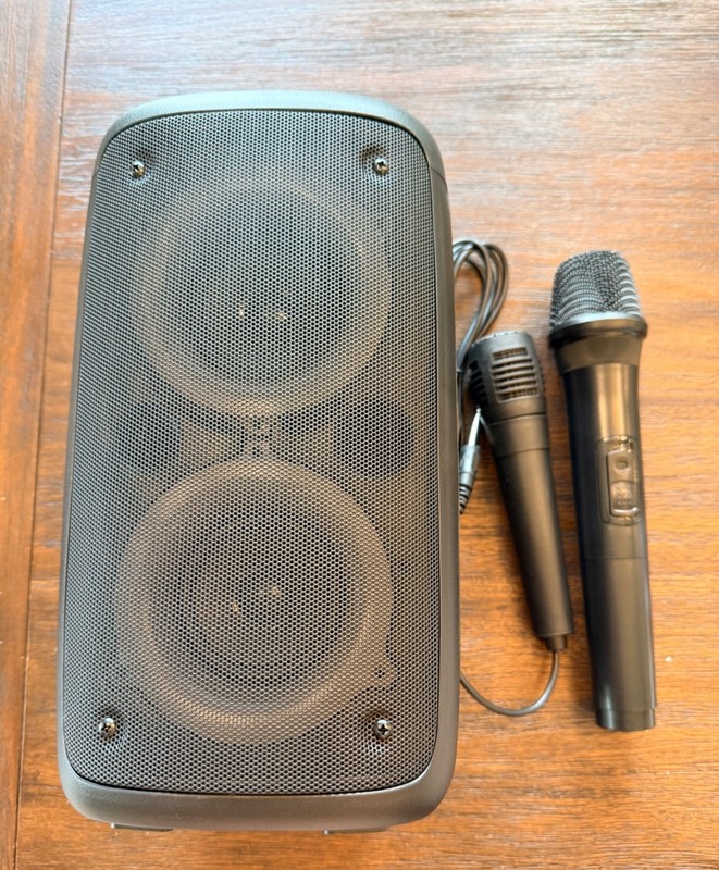 GDHENGYIN HY-3317 Speaker Karaoke with Microphones NEW