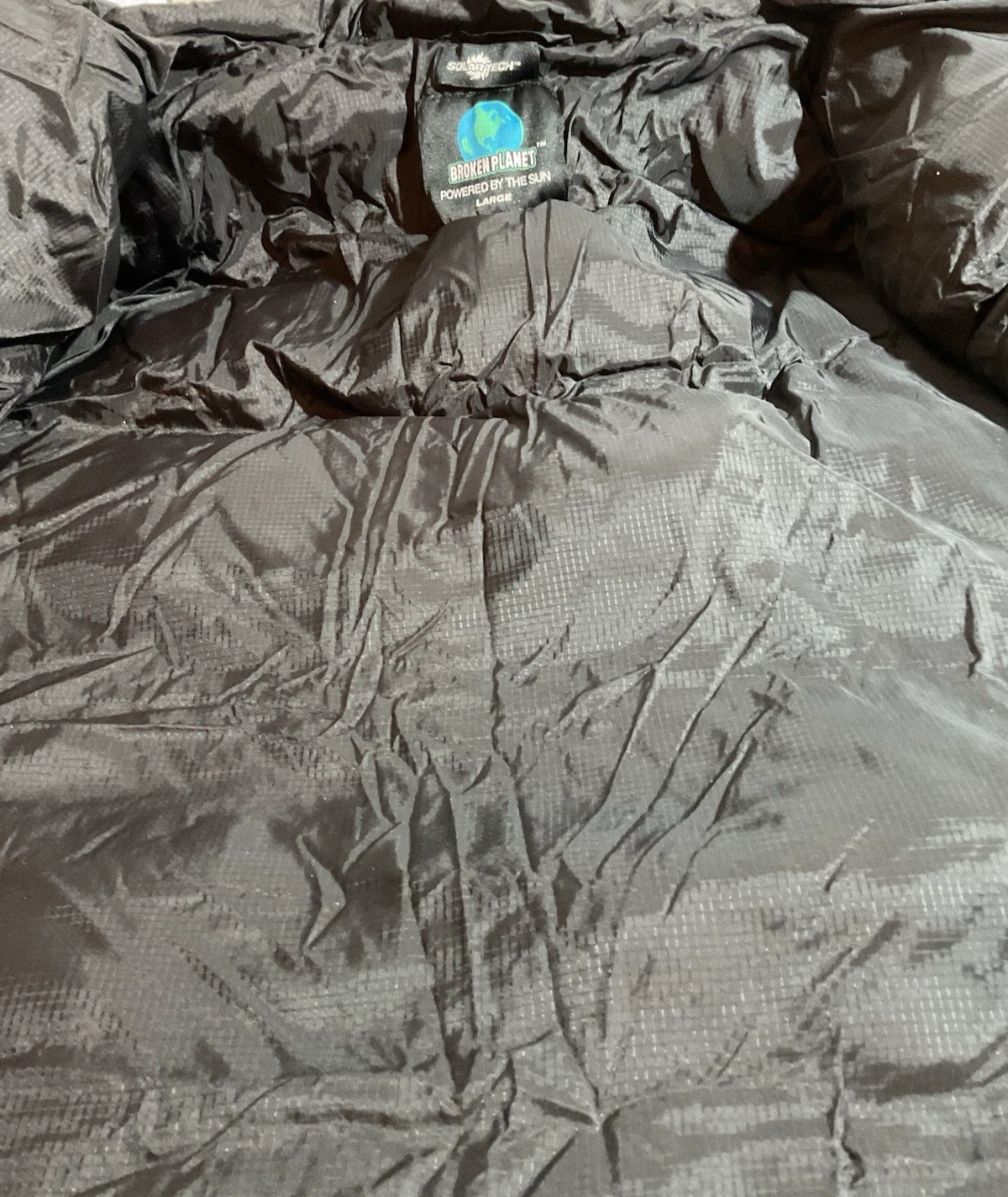 Broken Planet Men's Black Puffer Jacket Hooded Size L Multiple Zip Pockets EUC - product detail image 9