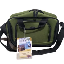 NWT US Travelers Lightweight Bag Tote Luggage Green 9.25" H x 13.75" W x 4.25" D