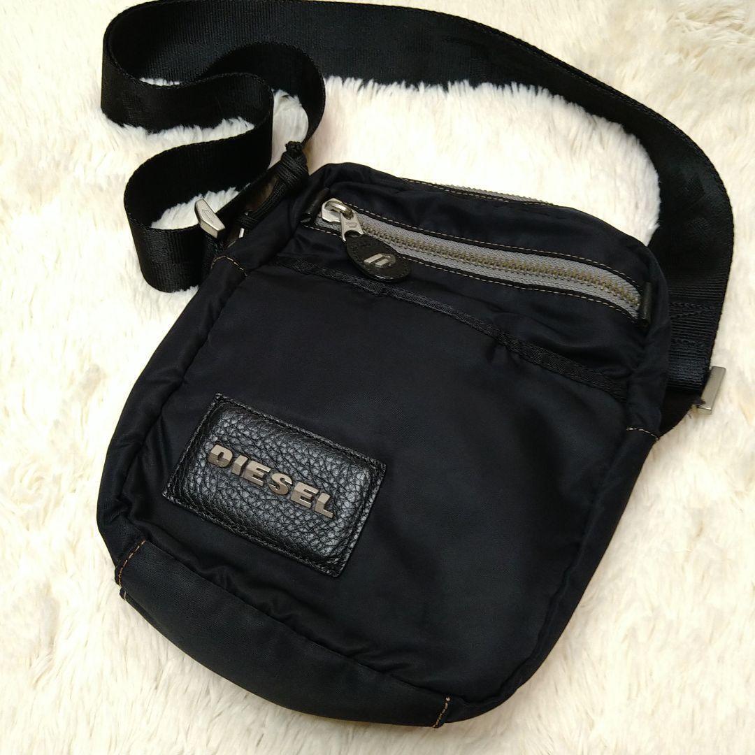Diesel Y2K Archive Shoulder Bag Adjustable Strap Retro Logo Diesel Y2K Archive Shoulder Bag Adjustable Strap Retro Logo