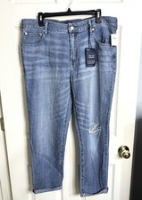 NWT GAP Size 14/32 Wearlight Denim Best Girlfriend Distressed Ankle Jeans