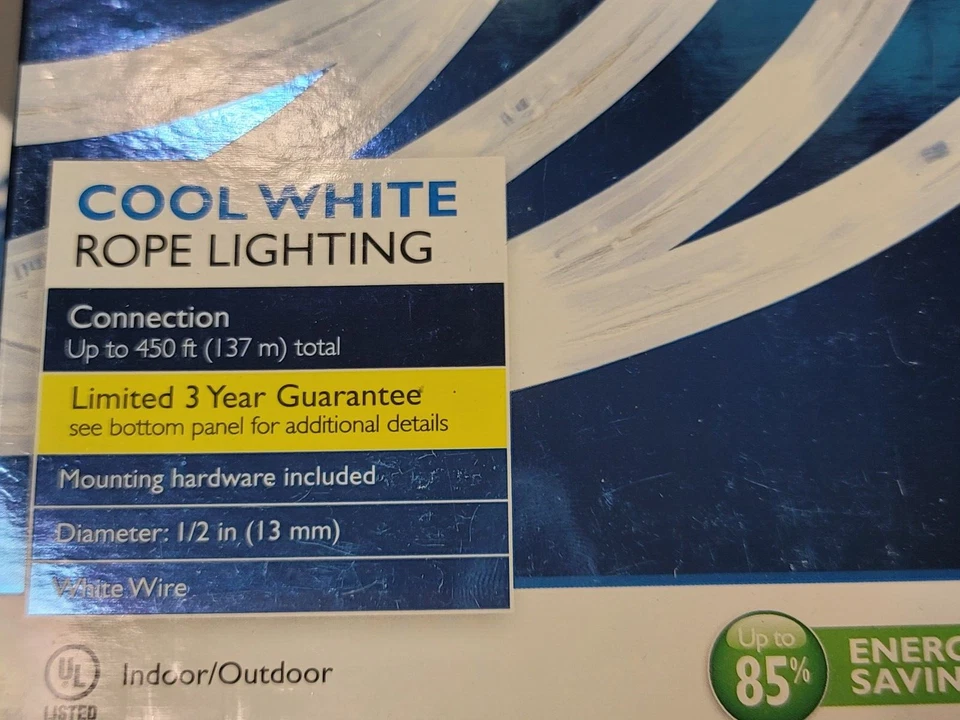 3 Cajas Philips LED Cuerda de Luz Blanca 9 Pies, Cuerda de 1/2” Diámetro, Clips/Tornillos Foto 2 de 4