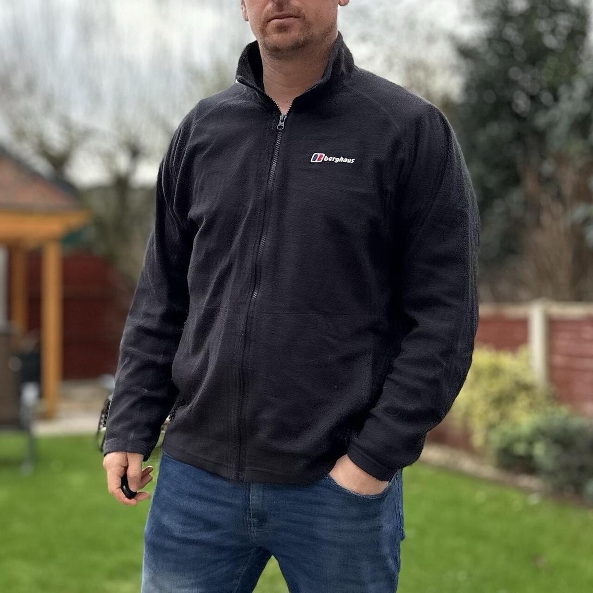 Berghaus Black Fleece Jacket Mens Size Large Full Zip Sweater