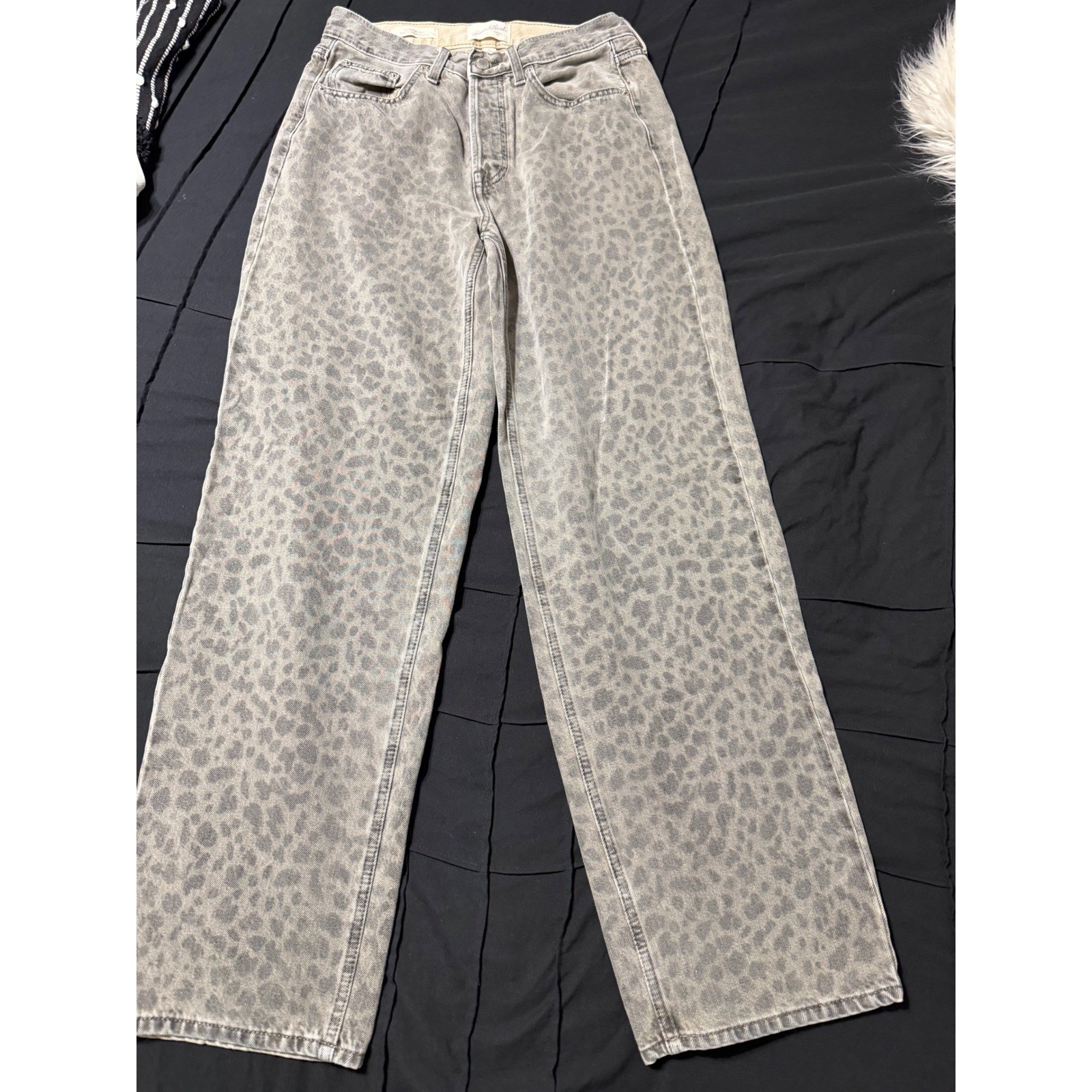 Universal Thread Women's Gray Leopard Print Wide … - image 1