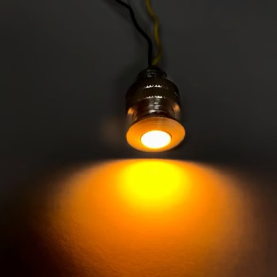 Custom Dynamics, LED Boltz. LED Bernstein/Weiß. Schwarz