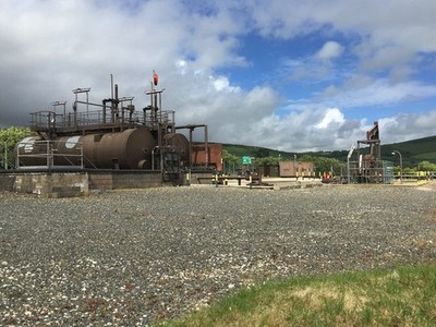 Foto 6x4 Kimmeridge Ölquelle Die Bohrung produziert etwa 80 Barrel Öl ea c2017