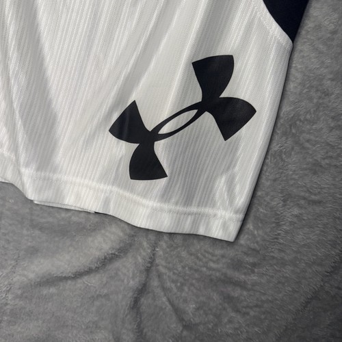 Pantalones Cortos de Baloncesto Under Armour Calce Seco Logo Blanco Negro 3XL Heatgear Usados en Excelente Condición - Imagen 2 de 5