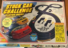 TYCO SLOT CAR - STOCK CAR CHALLENGE SET WITH TAZMAN YELLOW 6 STOCK CAR