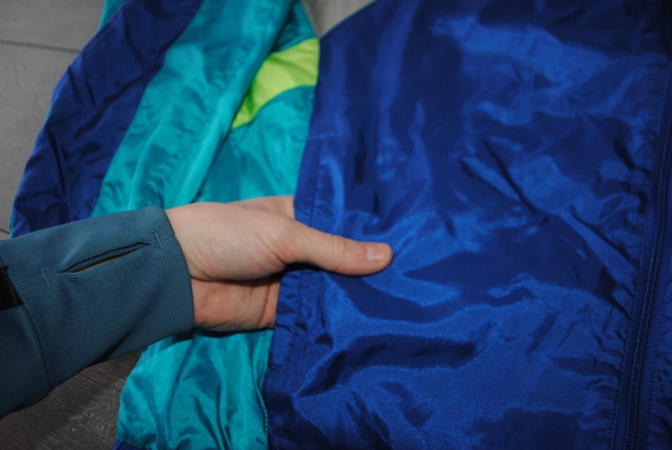 ADIDAS VINTAGE RETRO FULL TRACK SUIT JACKET TOP and PANTS MULTICOLOR D8 NYLON - Image 4 of 4