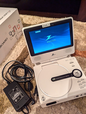 Zenith DVP615 Portable DVD Player (7