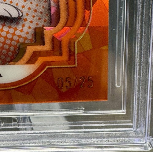 2024 Topps Disney Sapphire Miss Bianca Rescuers Orange Refractor /25 BGS 9 Mint! - Picture 2 of 2