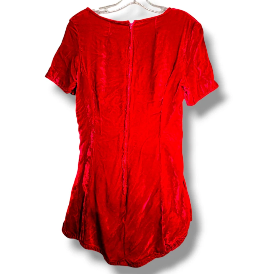 De Colección Terciopelo de Seda Rojo Aplastado Alto-Bajo Top Talla Pequeña Cuello en V Mangas Elásticas Cremallera Foto 2 de 4