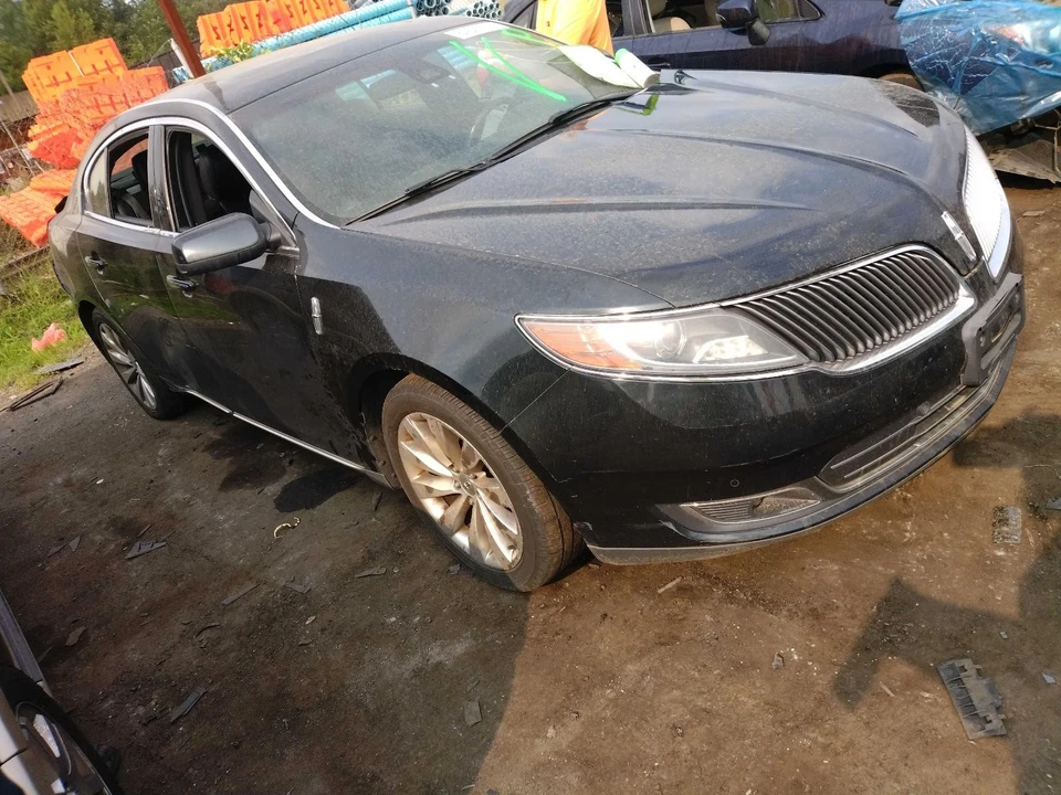 2014 Lincoln MKS Engine Cooling Fan Motor OEM Black 142K Miles DG138C607CA - Image 3 of 4