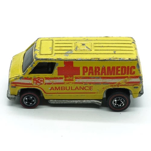 1970s Hot Wheels Redline Yellow Ambulance Paramedic Super Van original #4 RARE