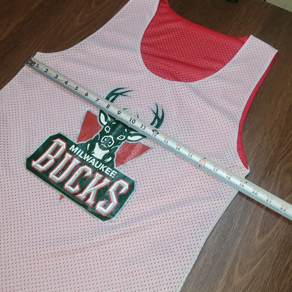 Camiseta deportiva vintage Y2K Milwaukee Bucks Camp para hombre M práctica reversible malla de centavo Foto 3 de 4