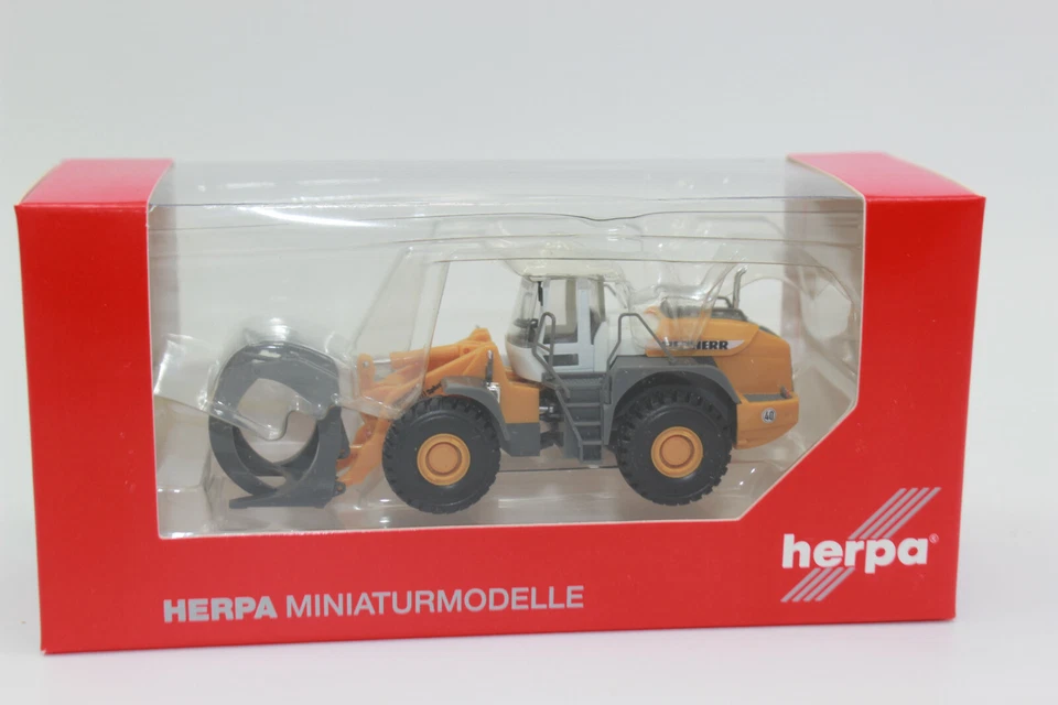 Herpa 306843 Liebherr Loader L580 Loghandler for Kurzholz H0 1:87 New IN Boxed - Image 2 of 4