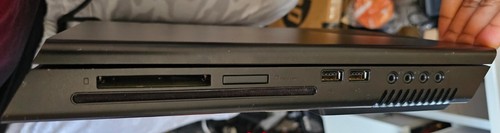 Alienware M17X Core i7-920X Extreme CrossFire 2xHD5870 Graphics Gaming Laptop - Afbeelding 7 van 9