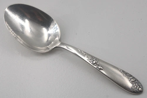 Lunt Sterling Silver Sweetheart Rose Straight Handle Baby Spoon 1951 4 1/8"