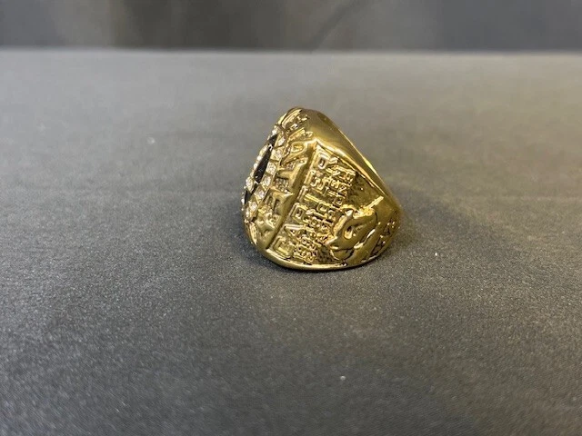 Anillo de campeones del Rose Bowl 1995 de Penn State Foto 2 de 3