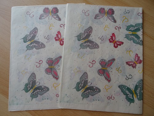 DDR Geschenkpapier Motiv Schmetterlinge