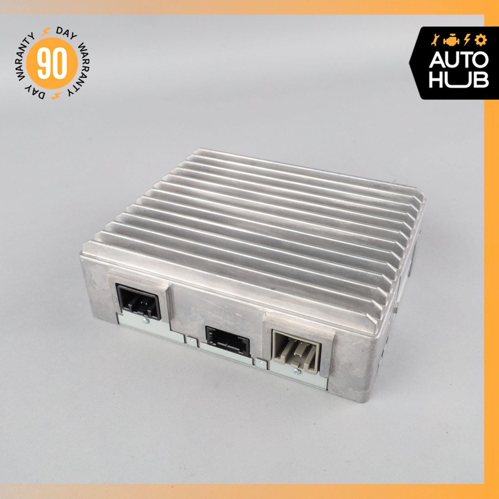 05-17 Aston Martin V8 Vantage DB9 Alpine Sub Amplifier Audio Amp OEM 26k