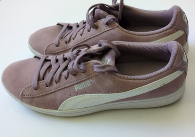 PUMA Women's Size 8.5 Vikky V2 Suede Sneaker Elderberry Purple & White Lace Up