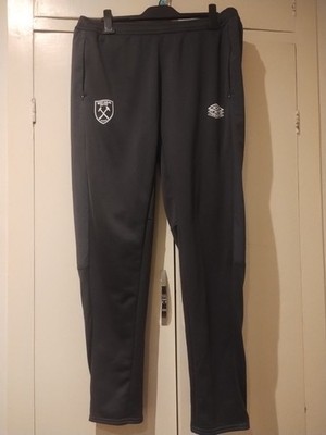 XXL Umbro West Ham United Trainingshose.