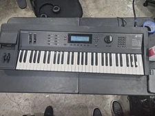 Kurzweil K2000 Variable Architecture Synthesis Technology VAST Keyboard W/ Case