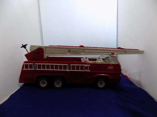 1972 Tonka Aerial Fire Truck. Small repair on ladder but it still extends