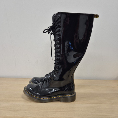 Dr Martens 1b60 20 Löcher Kniehoch Schwarz Lackleder Hohe Stiefel Uk 4 Eu 37