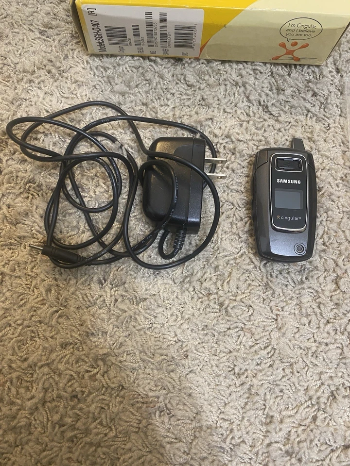 Samsung Sgh-D407 Black Cingular Cellular Flip Phone - Image 2 of 3