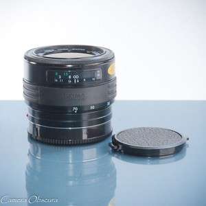 Sigma AF 35-70mm f/3.5-4.5 Zoom Master Lens for Minolta-A / Sony Alpha