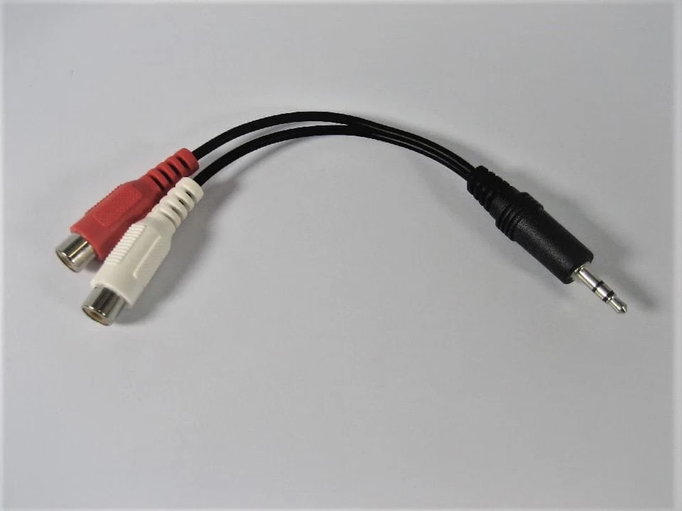 Cable2Go - 3.5mm Stereo Male To Two RCA Stereo Female Y-Cable - 4022 - Free Ship - Image 3 of 4