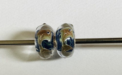 Authentic trollbeads ooak unique glass bead Goldfish 🐟 One Pair 🐠 Rare Retired