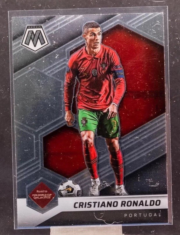 2021-22 Panini Mosaic FIFA Road to World Cup Cristiano Ronaldo