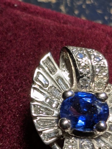 Vintage 18k Gold Natural Diamond & Sapphire Cocktail Bow Ring 6 gm Size 8 1/2 - Picture 8 of 22