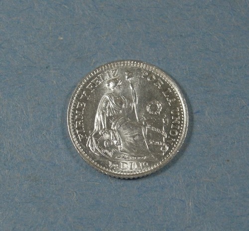 1903 PERU SILVER 1/2 DINERO - UNC.