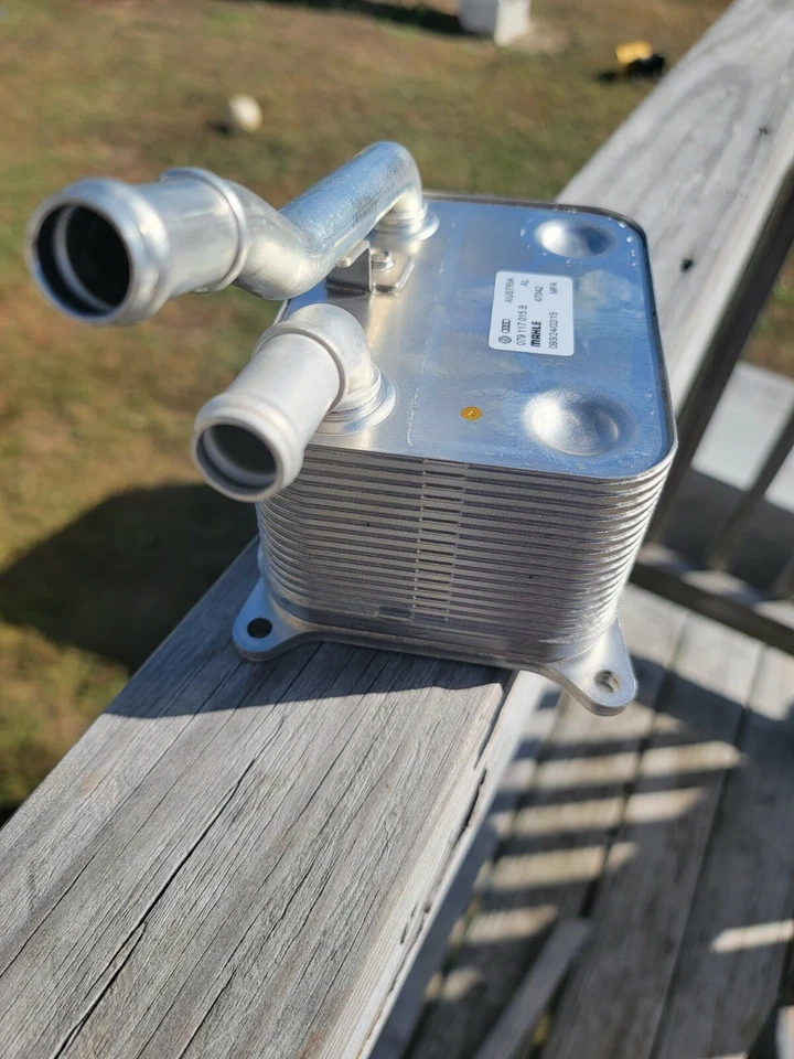 Audi A8 Quattro 2007-2010 enfriador de aceite Foto 4 de 4