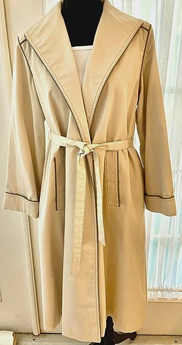 VINTAGE AQUASCUTUM LADIES AQUA 5 RAIN 