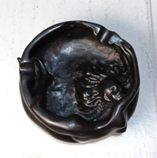 Ashtray Vintage Lady Black Resin Woman