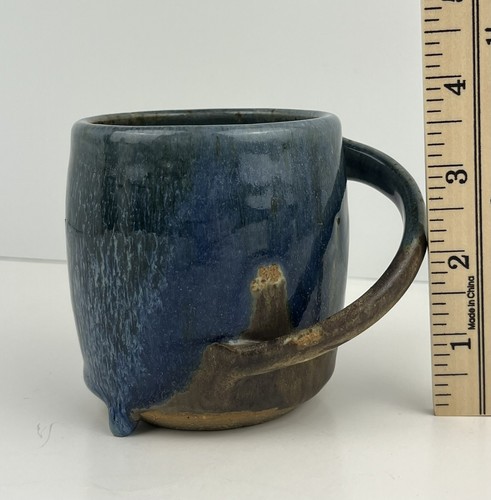 Taza de café azul marrón hecha a mano de estudio cerámica esmaltada gres arrojado a mano - Imagen 11 de 12