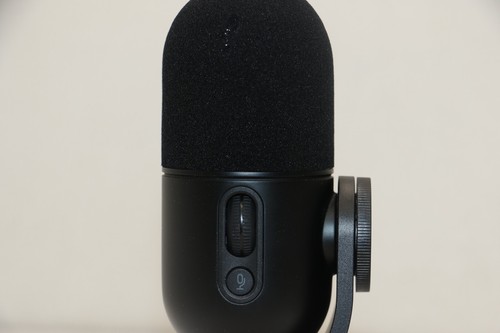 Logitech - Yeti GX Wired Supercardioid Dynamic Gaming Microphone with LIGHTSYNC - 第 7/12 張圖片