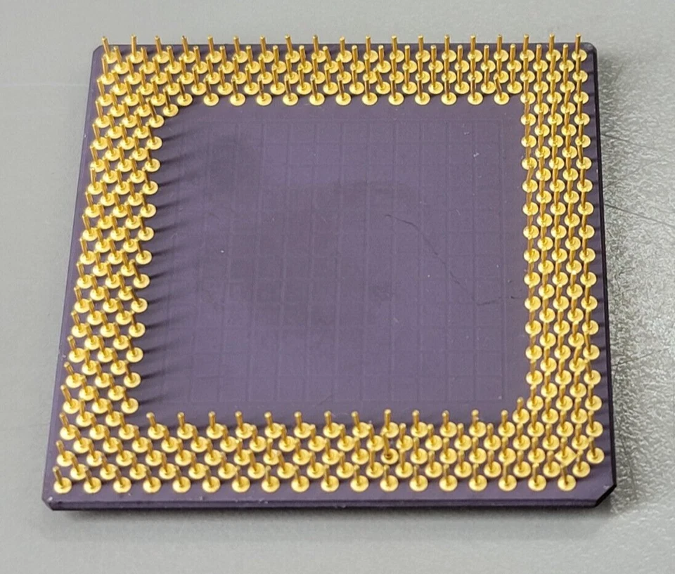 {AMD-K6-233ANR} 233MHZ CPU AMD-K6 3.2V CORE 3.3V I/O, Vintage, Rare 1997, GOLD - Image 2 of 2