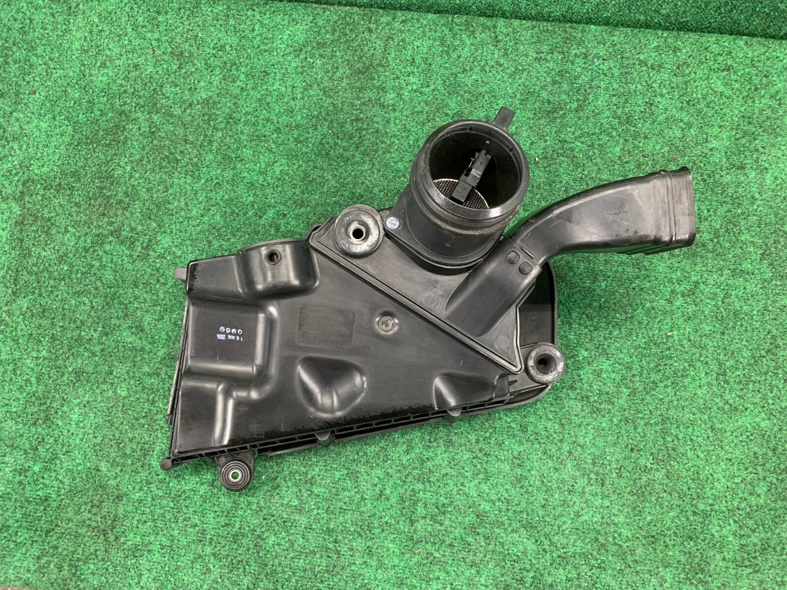 Bentley Continental GT 2003-2012 Right Air filter box