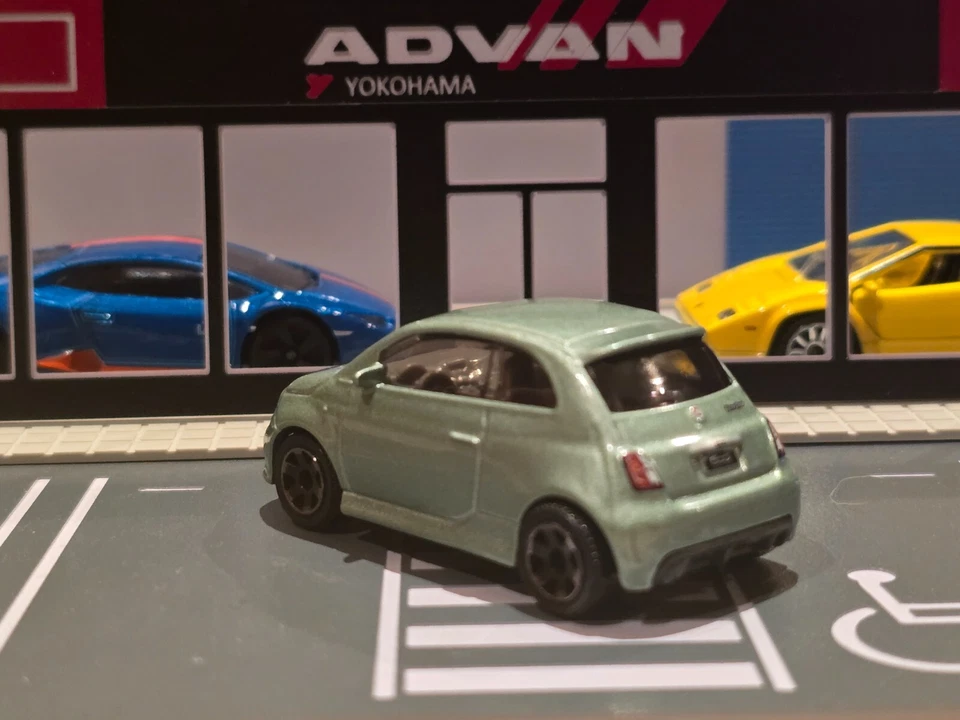 💎 SUELTO 2024 MATCHBOX 1:64 VERDE COMO NUEVO '19 FIAT 500 TURBO de multipack Foto 4 de 4