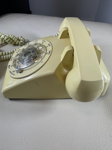 ITT Rotary Dial Desk Telephone Cream Beige 720011-106 500 Vintage Phone 1984 - 第 3/7 張圖片