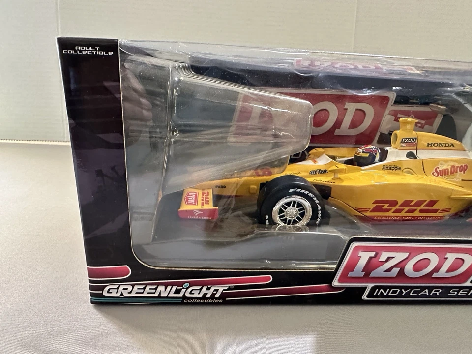 Greenlight IndyCar Series 1:18 Die Cast IZOD Fórmula 1 DHL #28 Diecast Race Car Foto 3 de 4