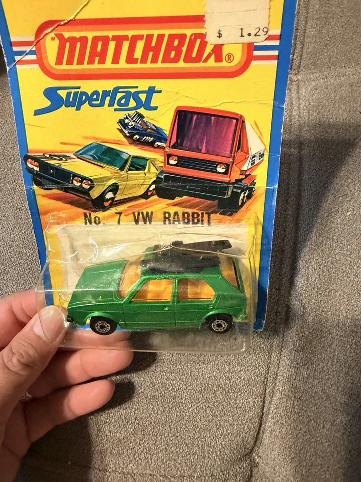 Matchbox Nº 7 VW Rabbit 1980 Verde Con Tablas de Surf Negras Nuevo de Lote Antiguo Foto 2 de 3