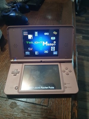 Nintendo DSI Twilight Menu++ Pink Boutique